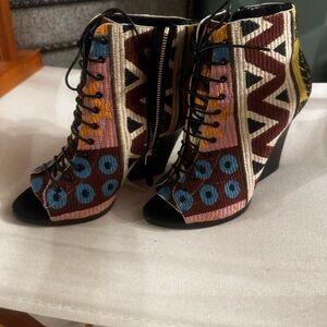 BURBERRY Embroidered Lace-Up Peep Toe Ankle Booties - Multi